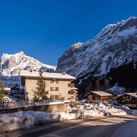 Cozy With Outstanding View Apartment